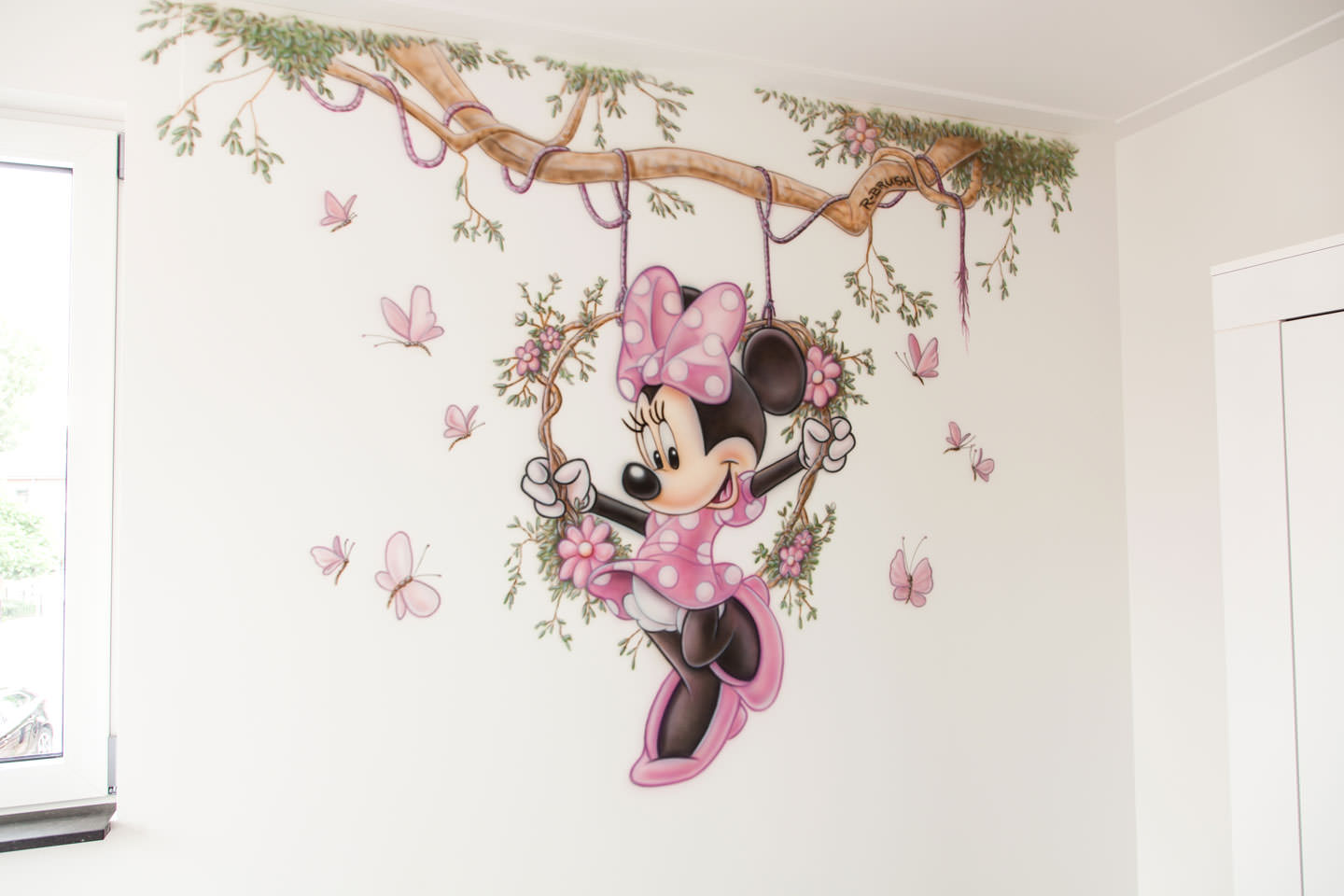 minnie muurschildering